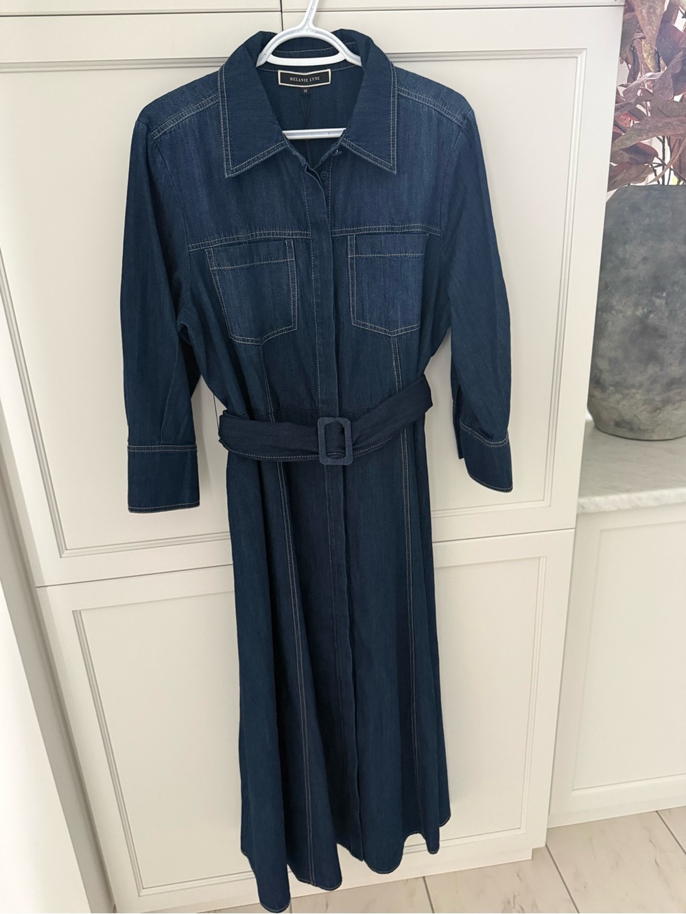 Melanie Lyne denim dress - Picture 3 of 12